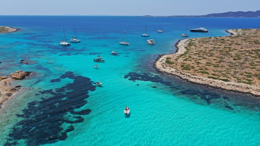 Antiparos & Panteronisi from Mykonos | Private 8-hour yacht experience with Pershing 54 Open
