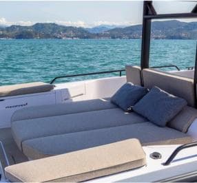 2 (2)_Ax37_aft deck_sundeck.jpg