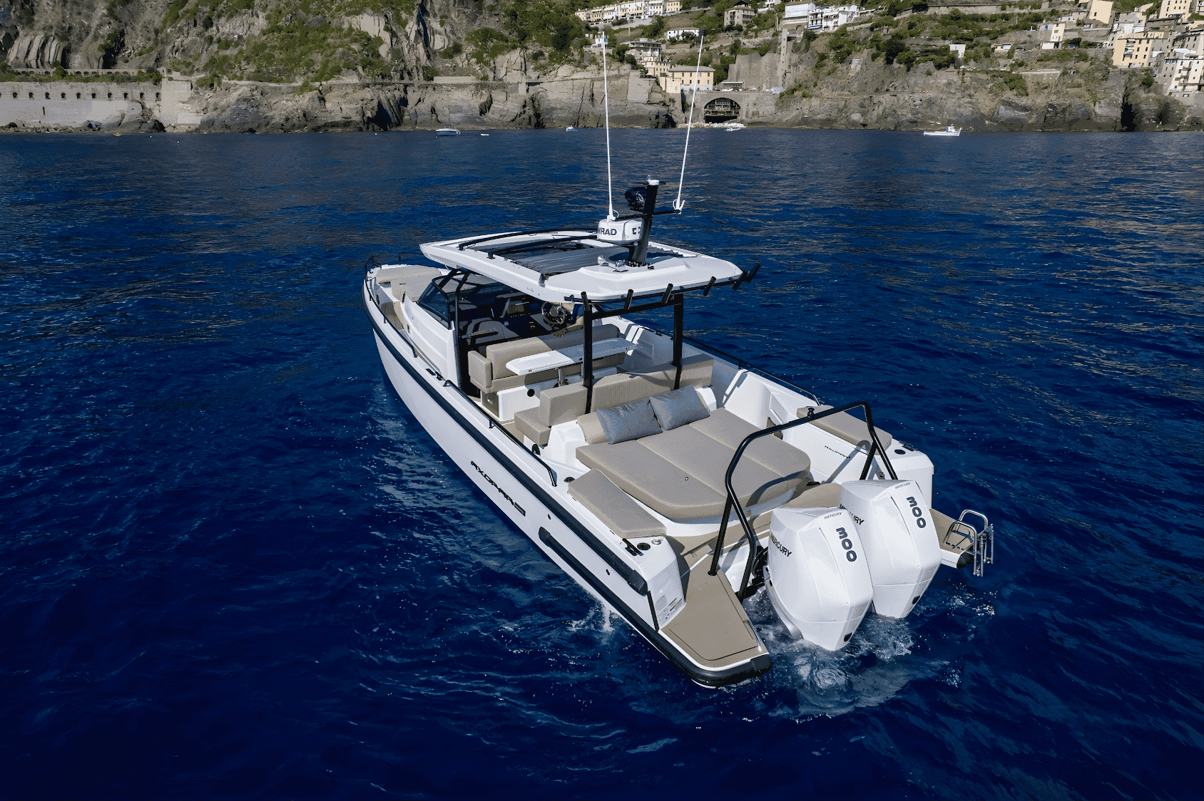 Axopar 37 Sun Top 00003.png