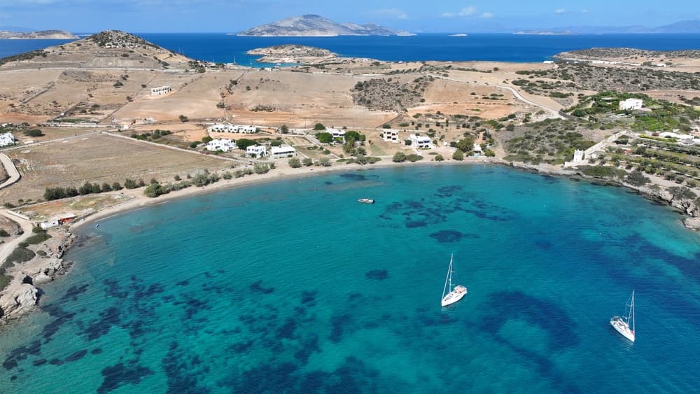 Schinoussa from Paros | Private 8-hour yacht experience