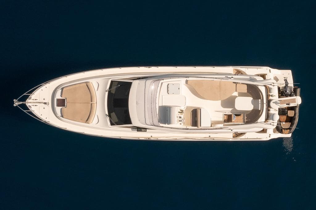 Ferretti550 (1).jpg