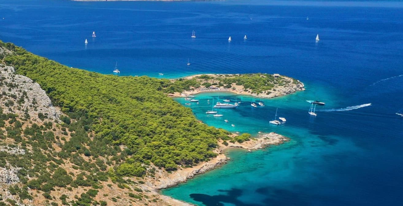 Aegina to Moni & Agkistri | 8h Yacht Experience with Lagoon 56