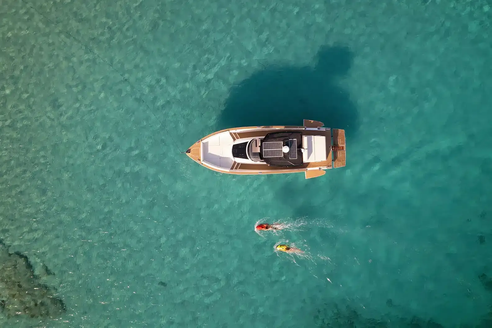 Experience Unmatched Luxury and Style with Tesoro Yachts